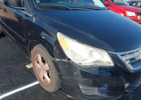 2010 Volkswagen Routan Se from USA, damaged, VIN 2V4RW3D13AR202404